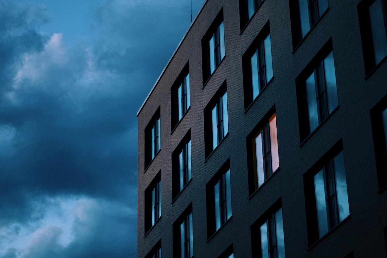 house, architecture, city, heaven, clouds, hotel, building, window, nature, hamburg, luxury, village, bed, villa, property, home, residence, germany